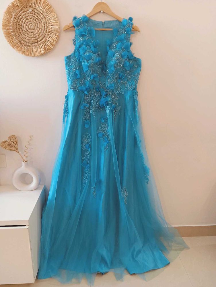 Gorgeous Gown From Hong Kong
