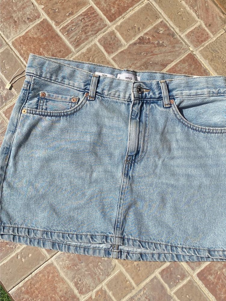 Mango Denim Mini Skirt fits smalll