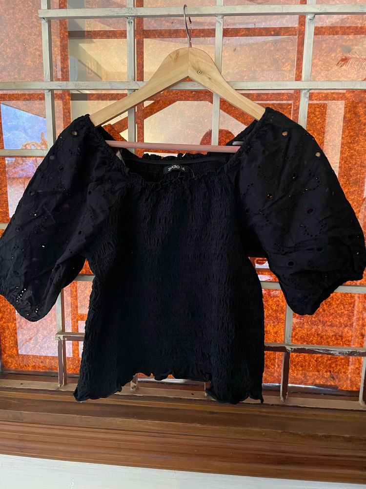 SCHIFFLI TOP - FLAT 199