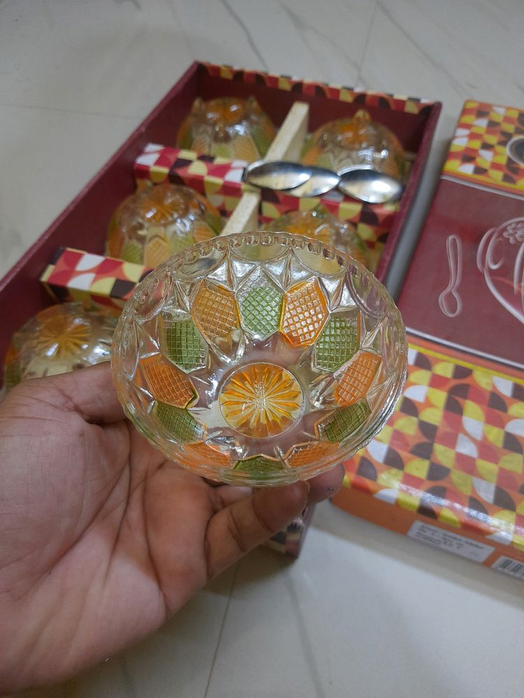 New Golden Jubilee Glass Pattern Bowl