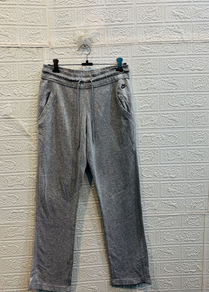 🇬🇧 Nike imported track pant