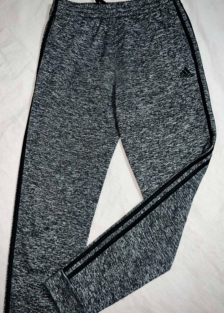 Adidas. 🇹🇭Thailand Made Piece. Trackpants