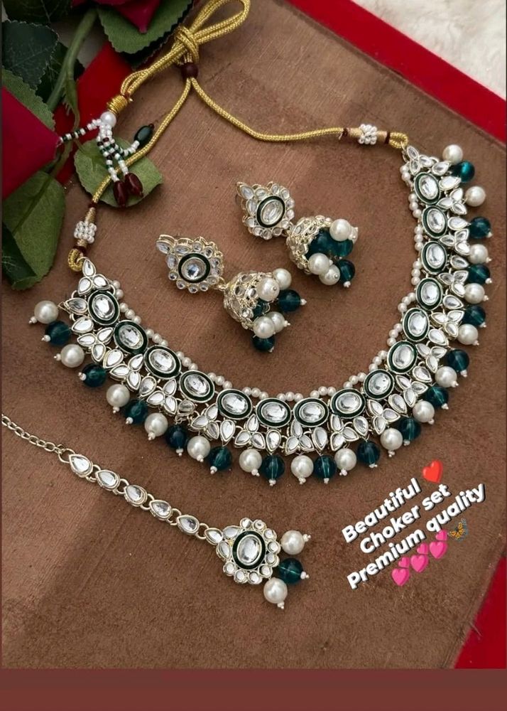 Neaklace With Earings