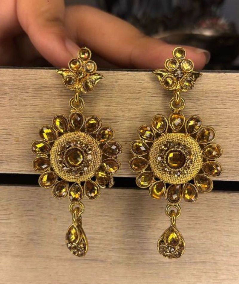 Gold Floral Dangle Earrings