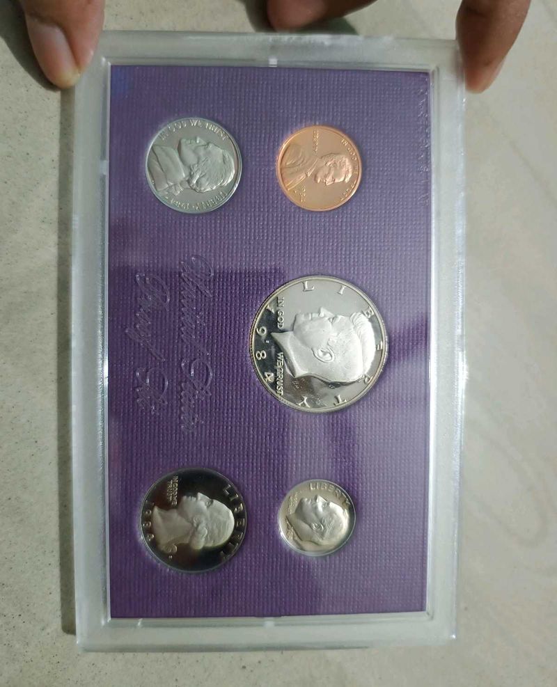 USA 1984 Coin Proof Set With Cover, America Rare