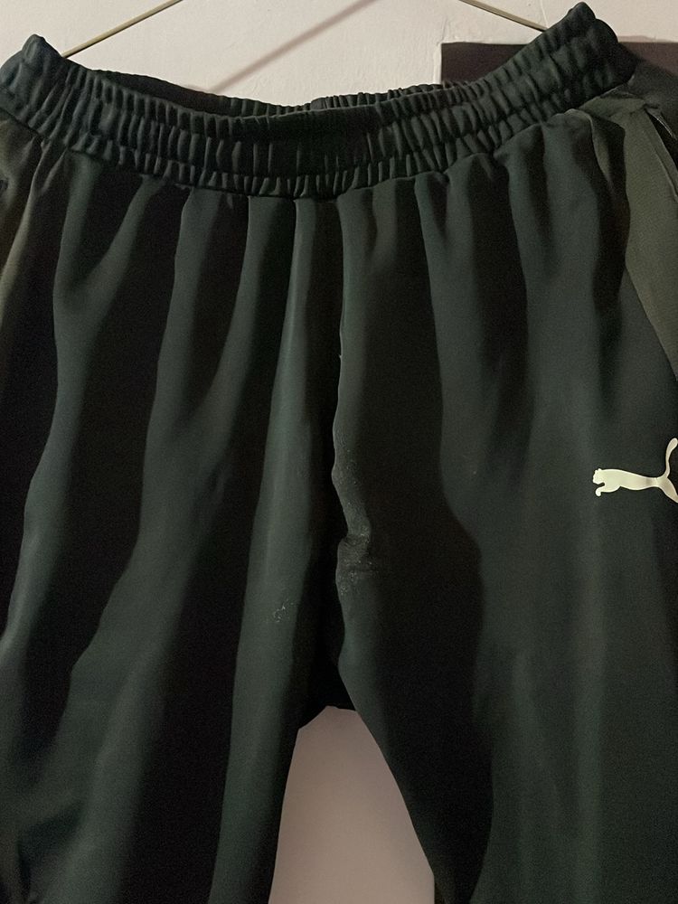 PUMA TRACKPANTS
