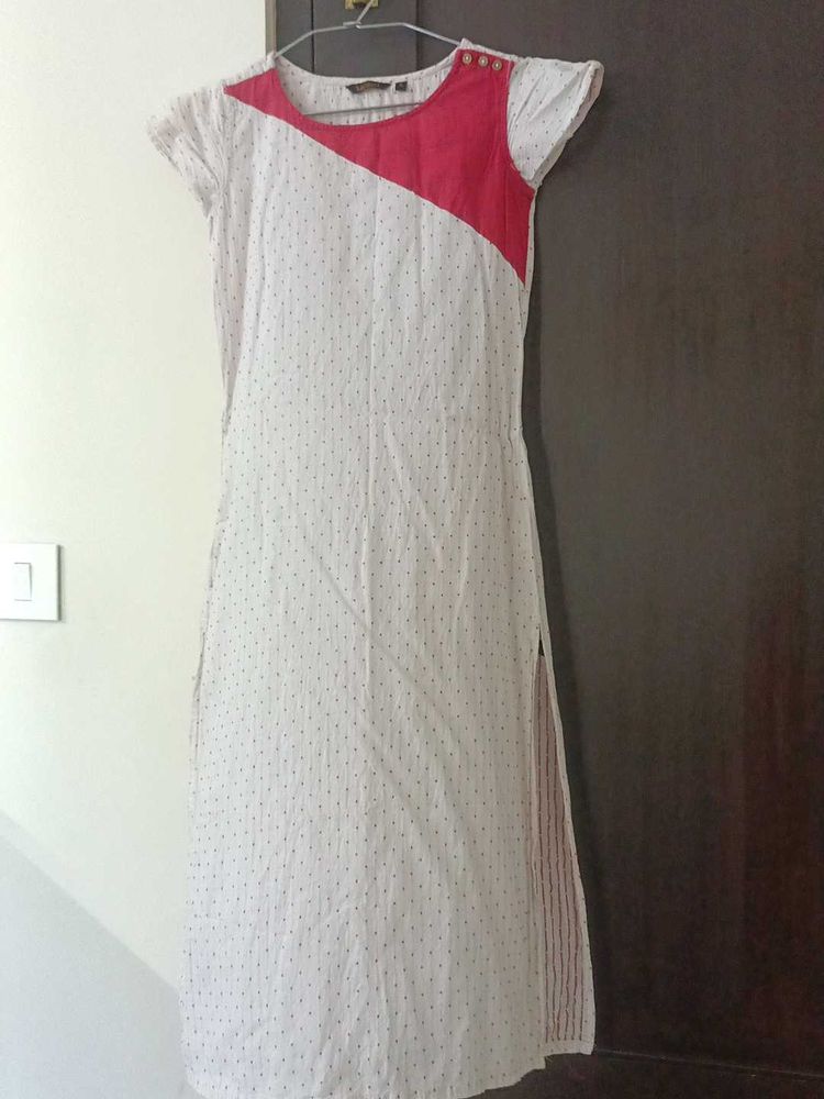 A Peach Rose Mixed Dotted Top