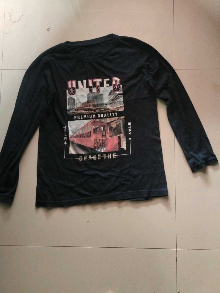 United Graphic Long Sleeve Tee