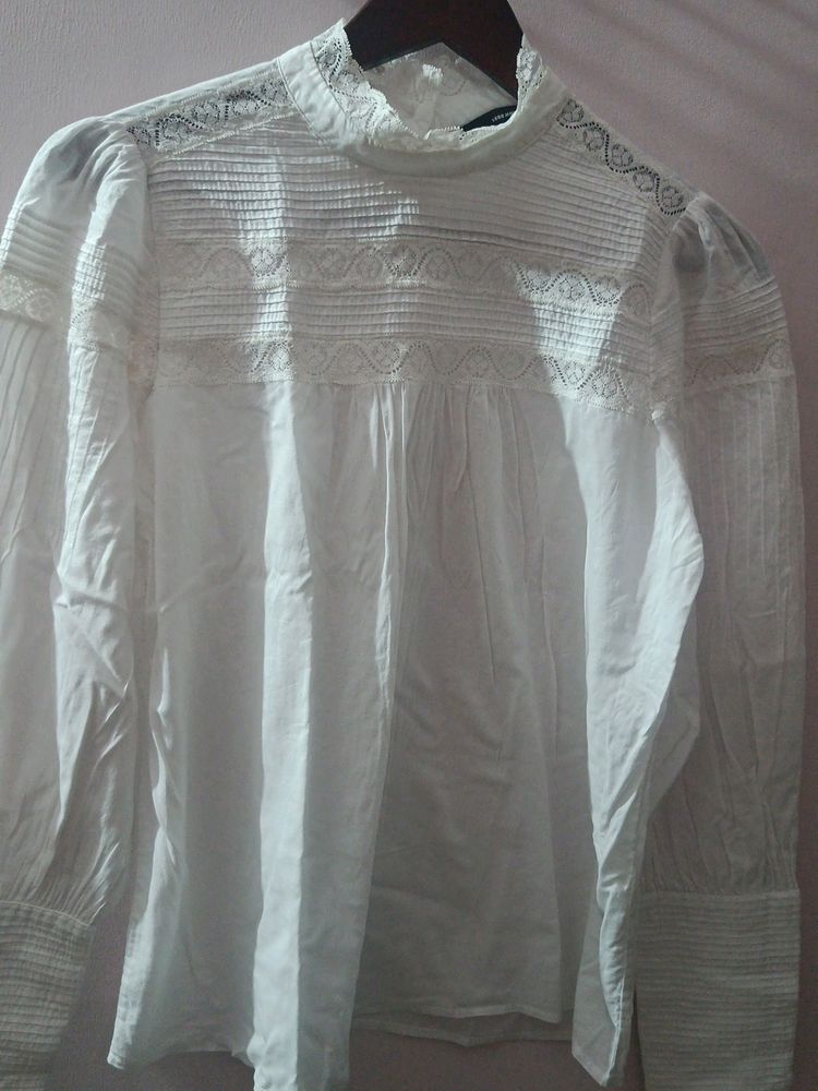 Smart White Cotton Top
