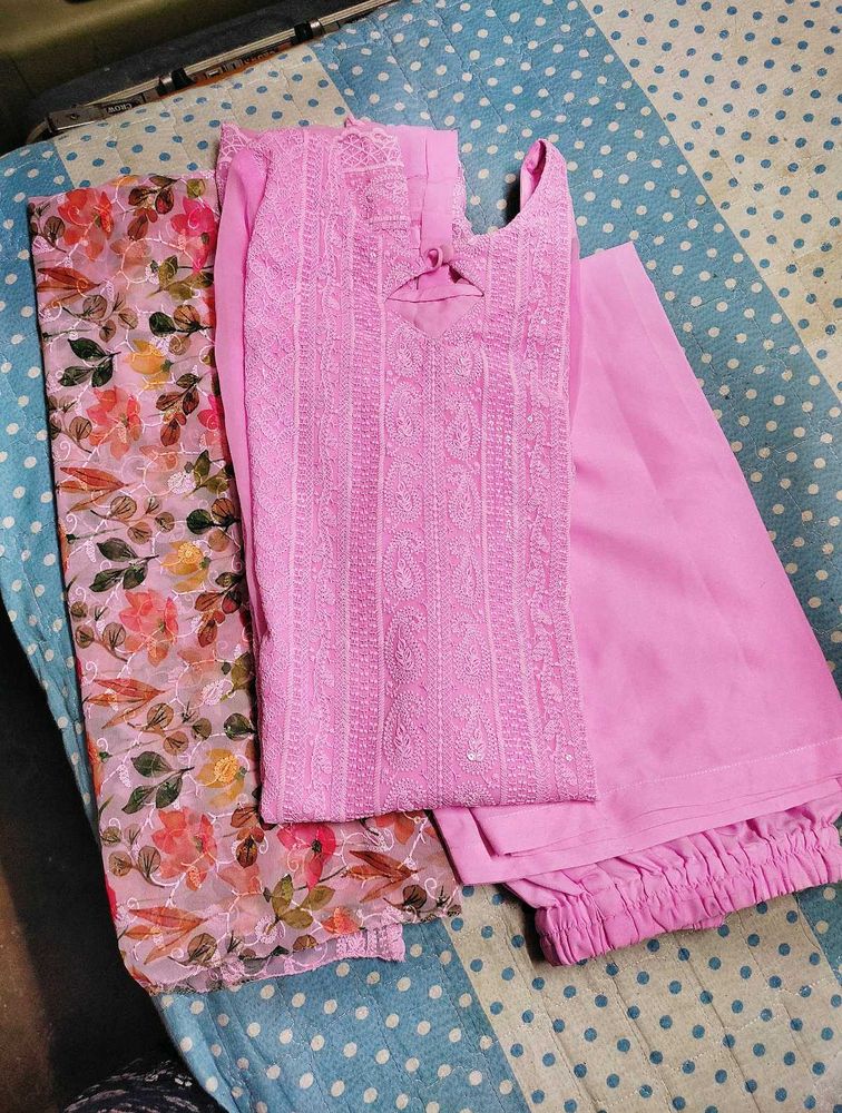 Unworn Beautiful Georgette Kurta Set On Sale!