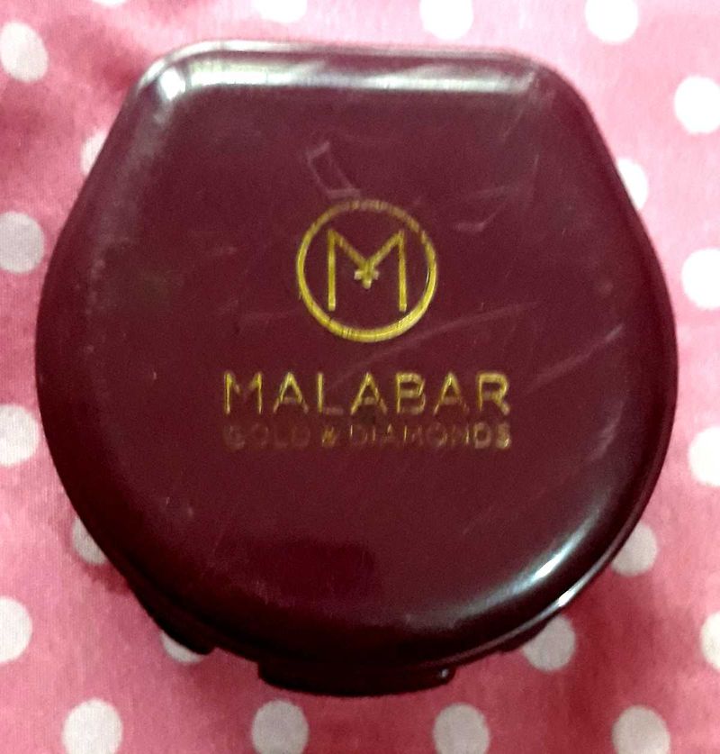 Malabar Gold &amp; Diamonds Bangle Box