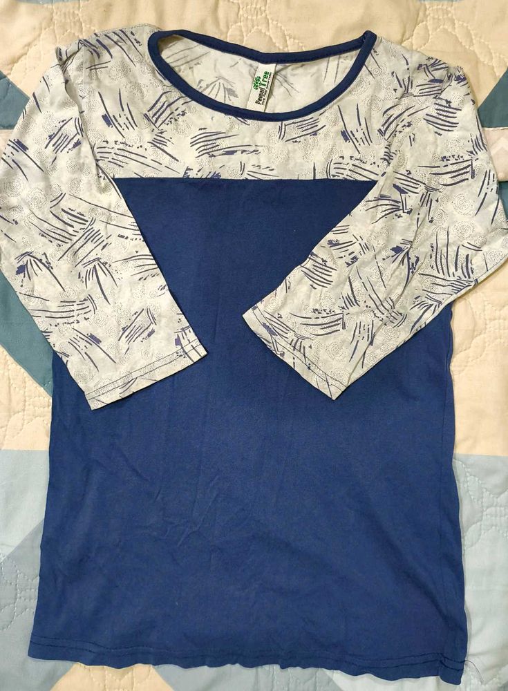 Patterned 3/4 Sleeve Top ur Body Would Never Leave
