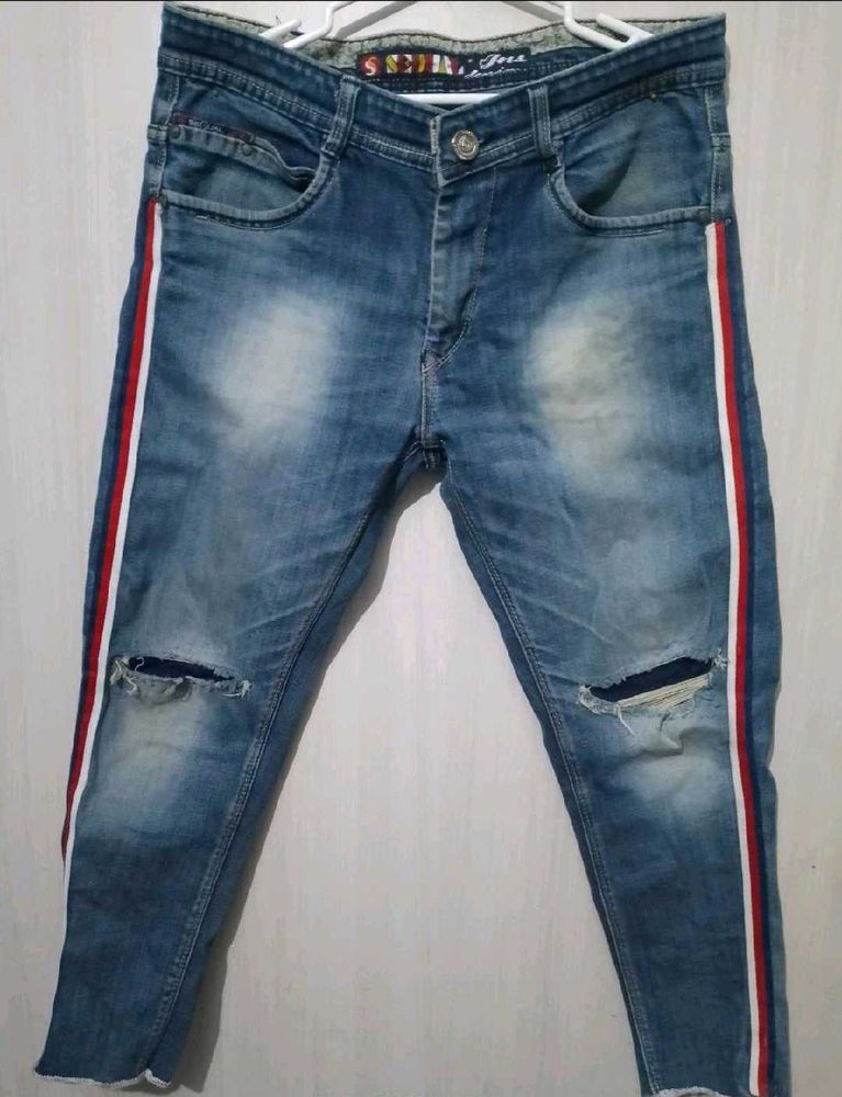 Trendy knee cut Jeans with Side Stripe