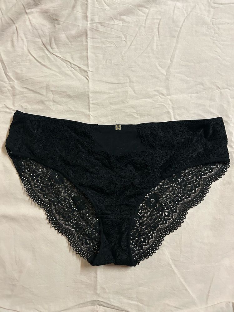 Black Lace Panties