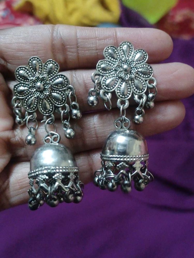Silver Jhumka Earrings