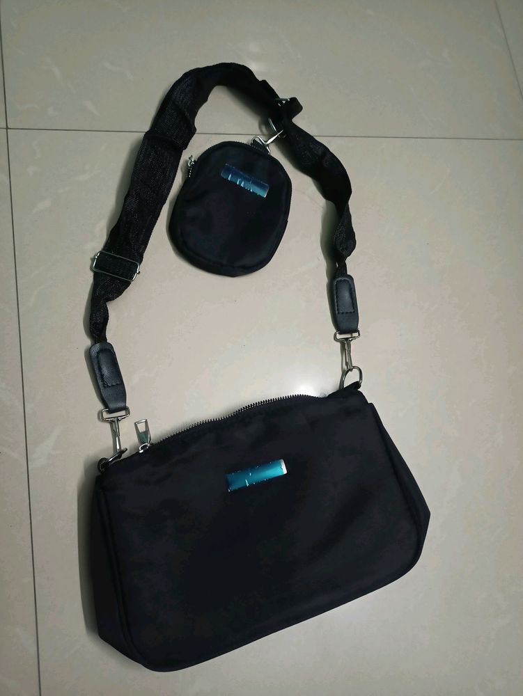 Urbanic Crossbody Bag