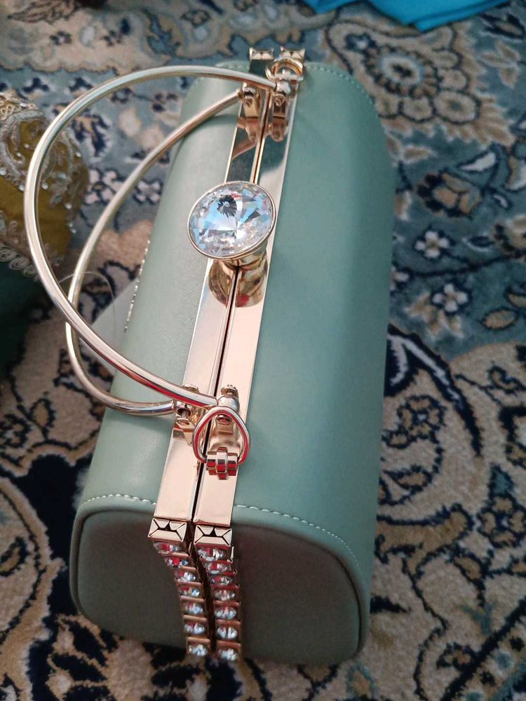 Elegant Clutch