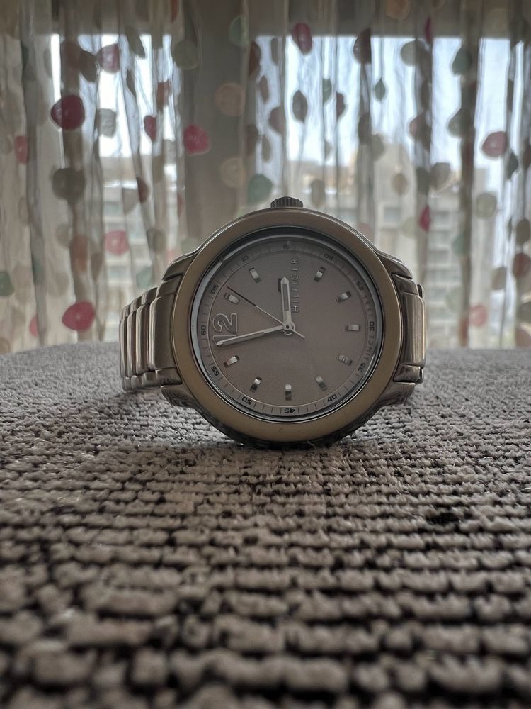 Tommy Hilfiger Unisex Watch