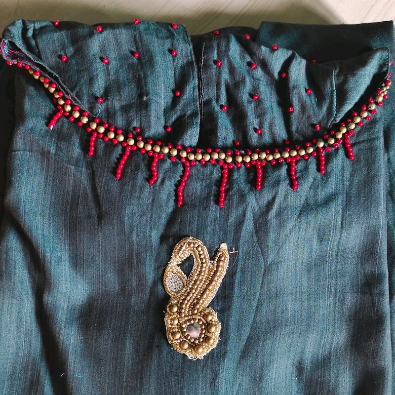 WOMEN&#39;S FLORAL TOPS WITH BEEDS WORK 👗👑