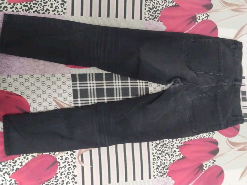 H&amp;M Black Skinny Jeans