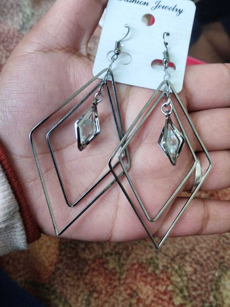 Geometric Diamond Dangle Earrings