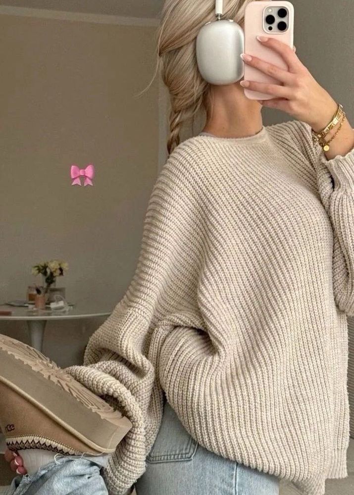 Zara Pintresty 🌸Beige Knit Sweater