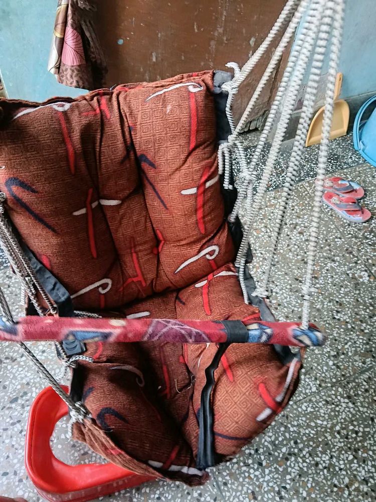 used baby jhulla