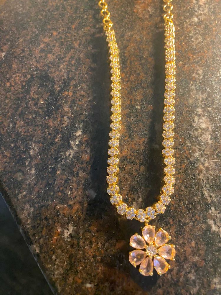 Adstone Necklace With Earrings