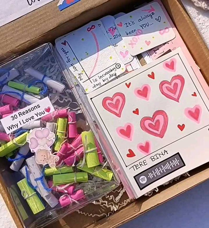 Handmade &#39;Reasons I Love You&#39; Gift Box