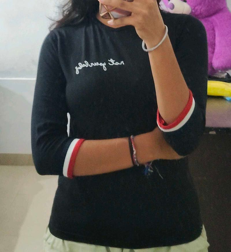 Black Long Sleeve Tee