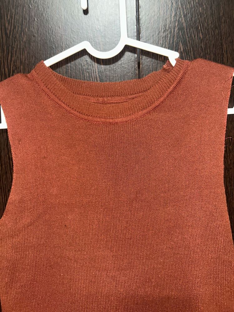 Rust Sleeveless Top