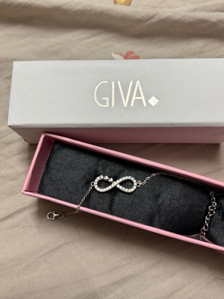GIVA Infinity Bracelet