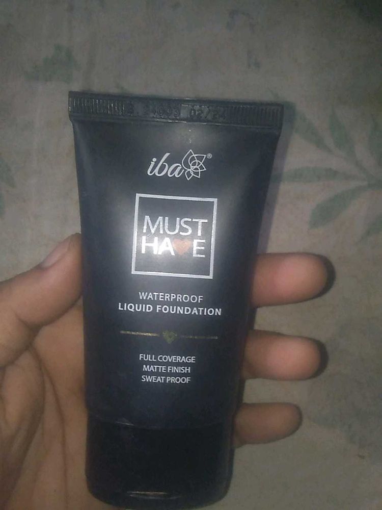 Iba Must Have Waterproof Liquid Foundation