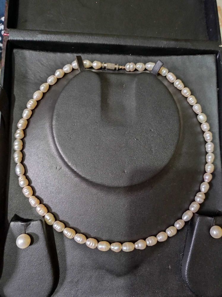 Pearl Necklace Set