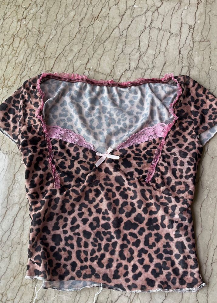 Y2K Cheetah Print Top With A Pink Bow