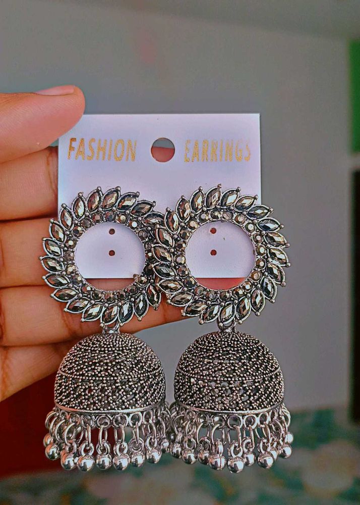 Silver Jhumka Earrings