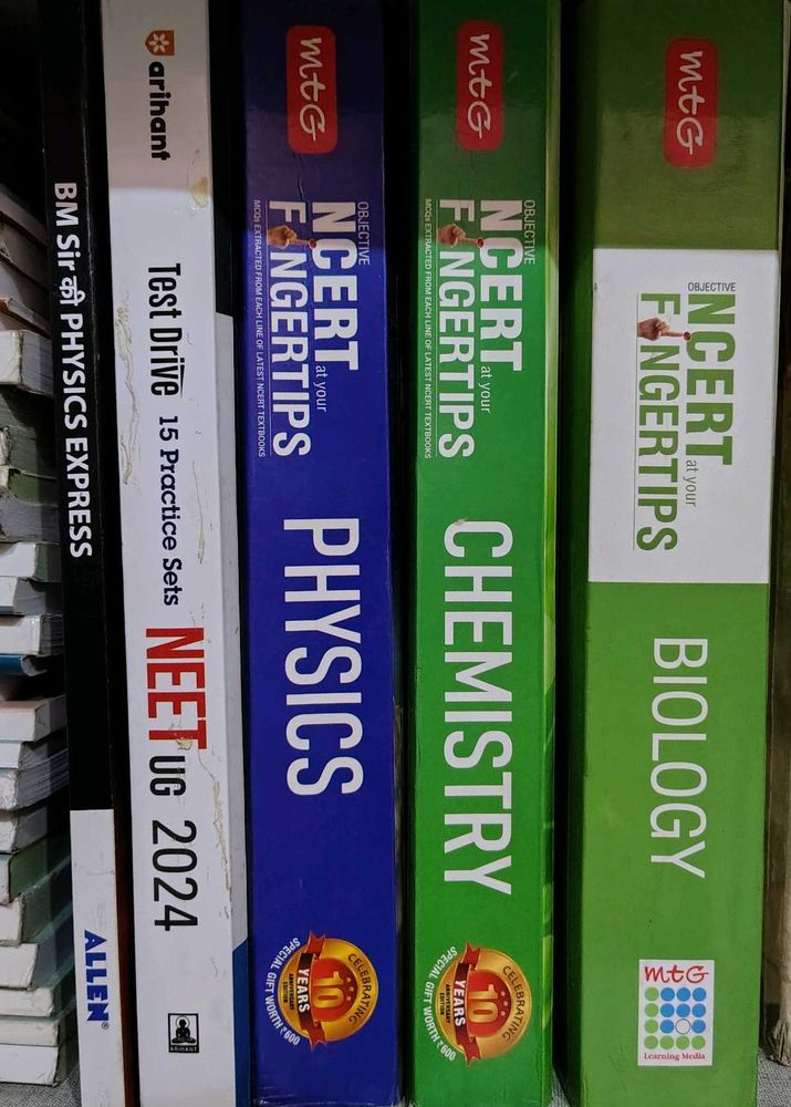MTG NCERT Fingertips: Physics, Chemistry, Biology