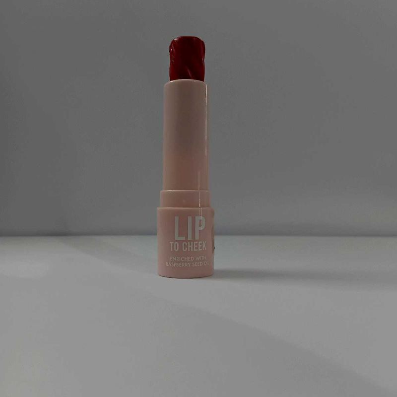 Flirty Reddish Pink Lipstick