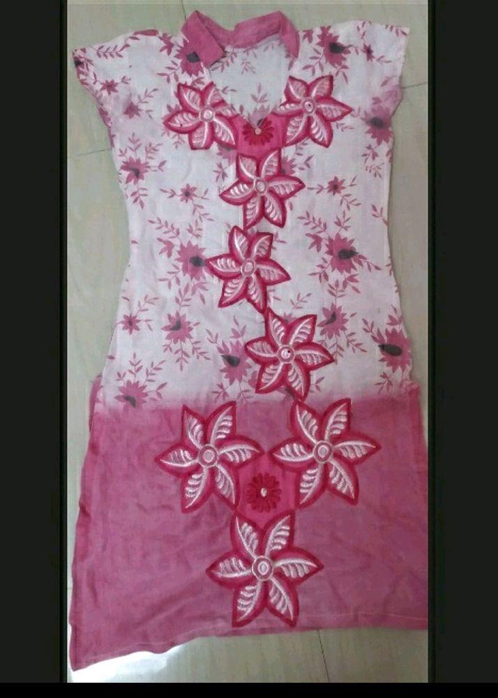 women&#39;s kurti