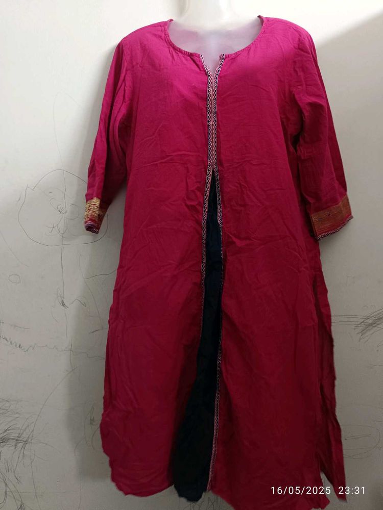 Dark Pink Avaasa Kurta With Navy Blue Detailing