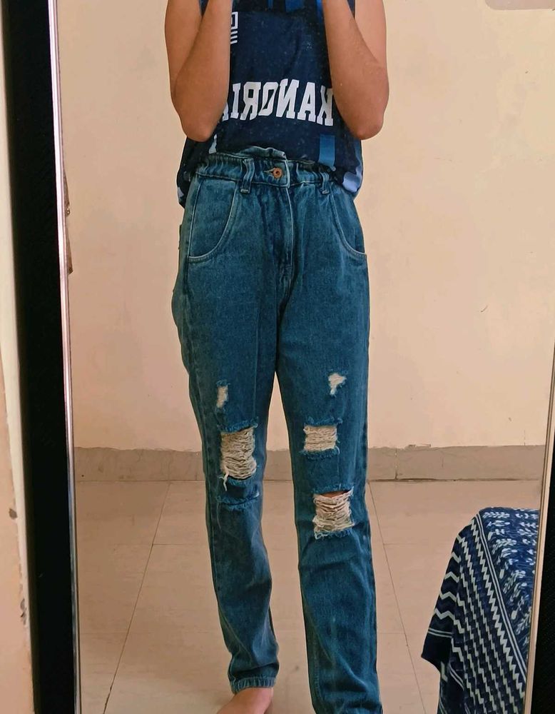 Ripped Blue Denim Jean&#39;s With Elastic