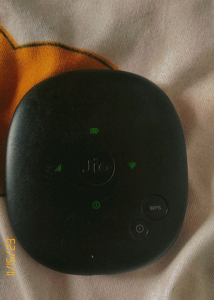 Jio-Fi 4 Wifi Dongle