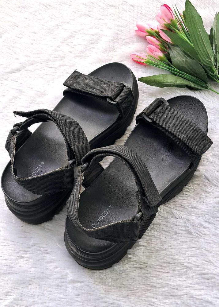 H&amp;M Chunky Soled Sandal
