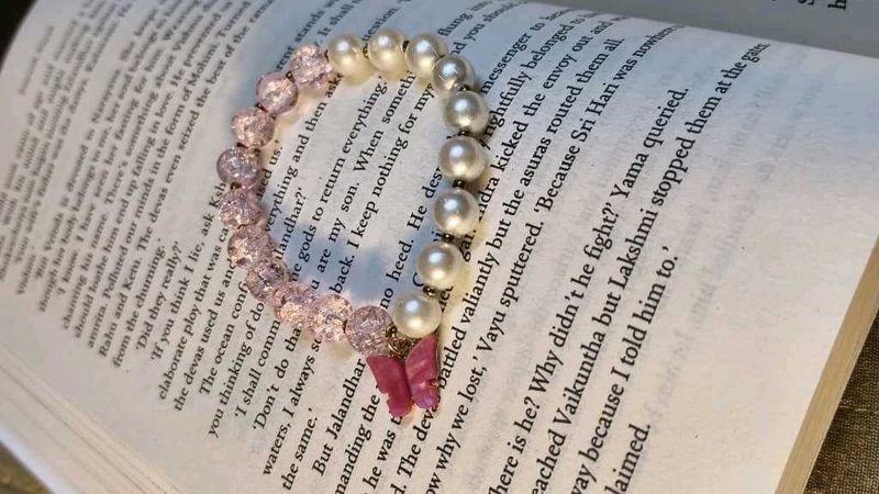 Pearl &amp; Crystal Bracelet