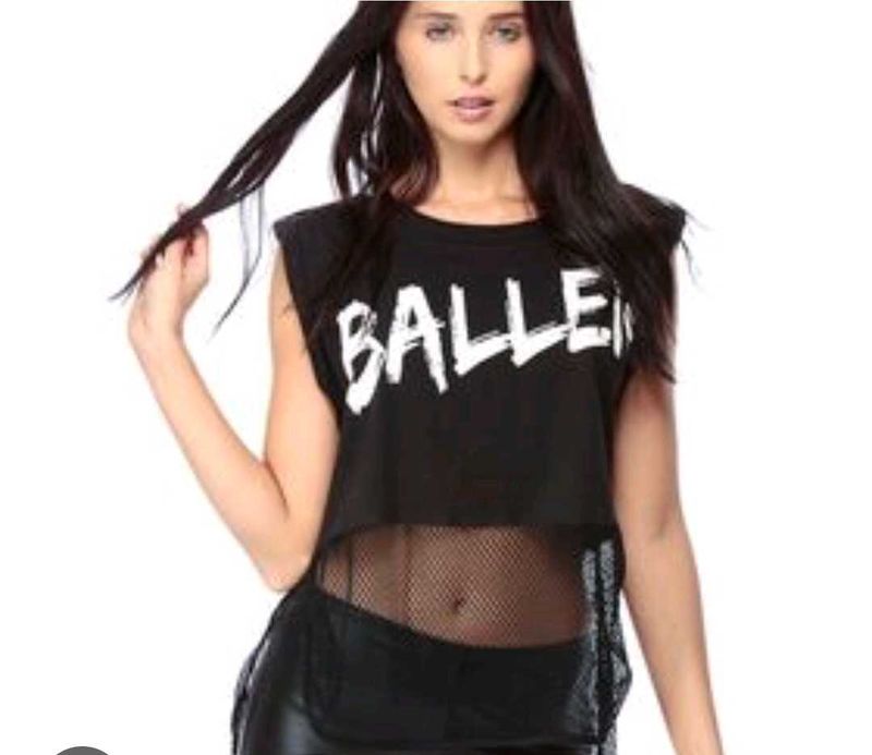 Trendy Black Graphic Crop Top