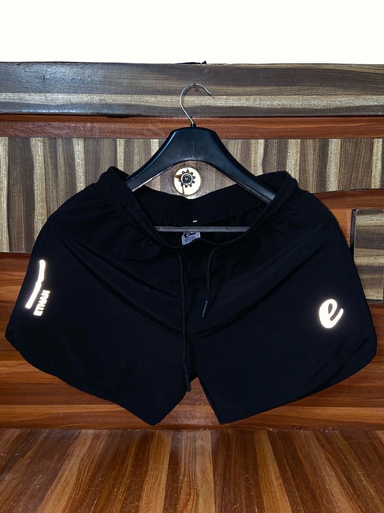 comboEthan Two Apple Cut Short Special Running