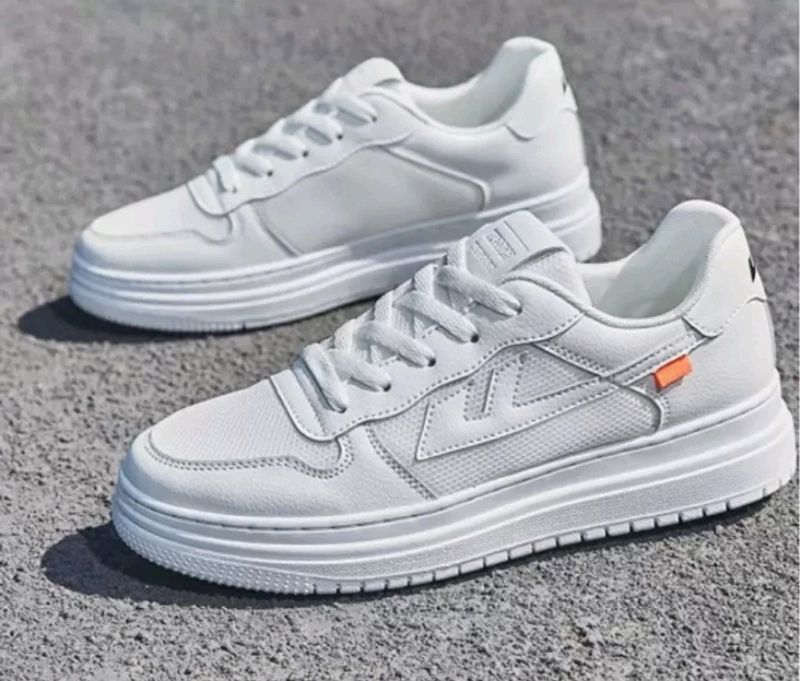 Stylish Sneakers For Men (Absolutely New)Not Worn