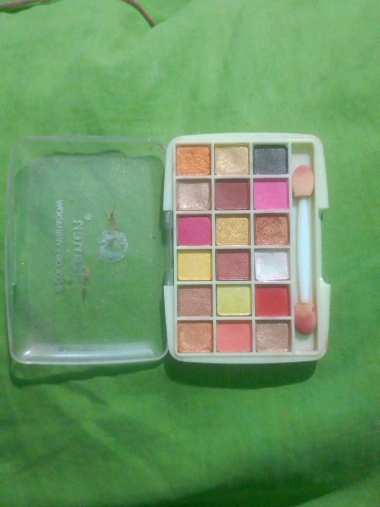 Colorful Eyeshadow Palette
