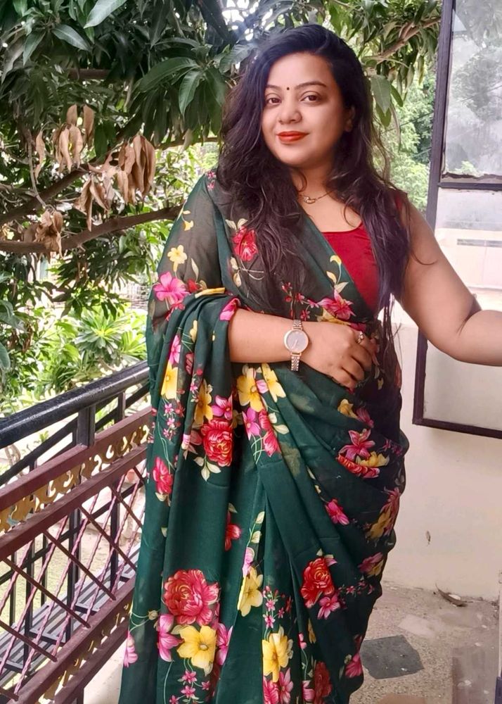Beautiful floral design chiffon saree