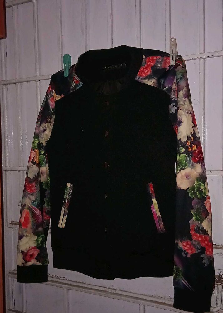 Floral Sleeve Jacket